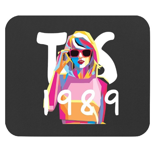 Discover Taylor 1989 Colorful Mouse Pads
