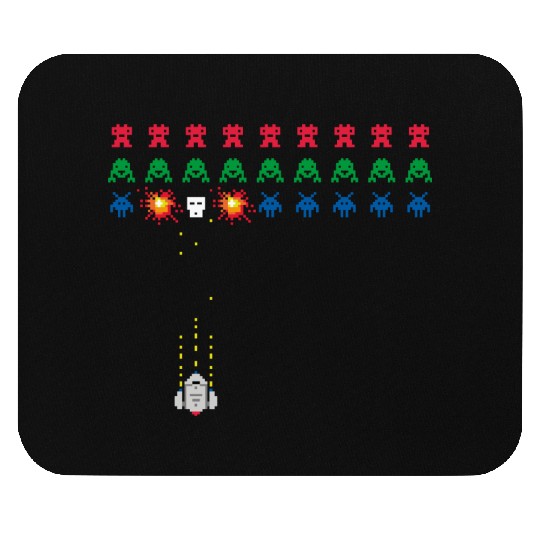 Space Invader 8 bits old school game Mouse Pads