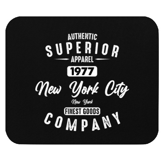 New York City Born In 1977 Vintage Birthday Mouse Pads