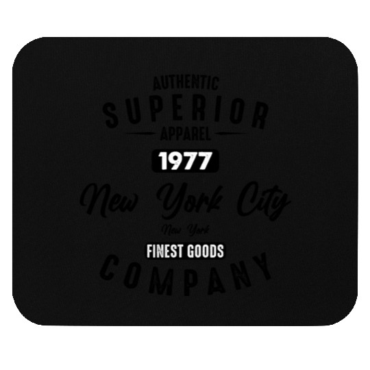 New York City Born In 1977 Vintage Birthday Mouse Pads