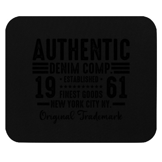 New York City Born In 1961 Vintage Birthday Mouse Pads