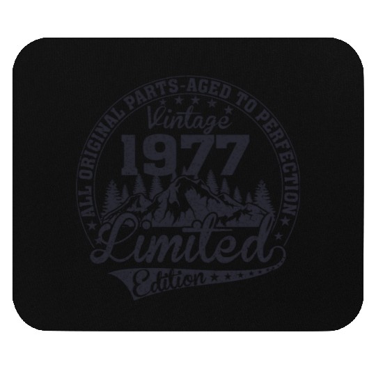 1977 vintage Birthday since 1977 Mouse Pads