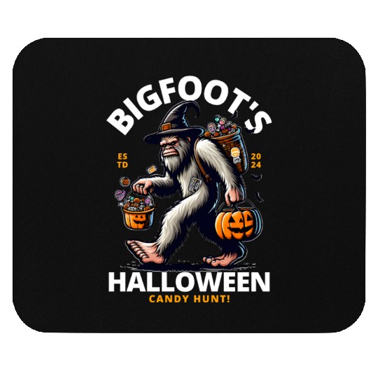 Bigfoot halloween candy hunt Mouse Pads