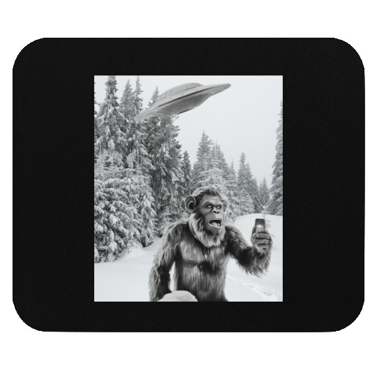 Bigfoot Selfie With Alien UFO Funny Sasquatch Mouse Pads