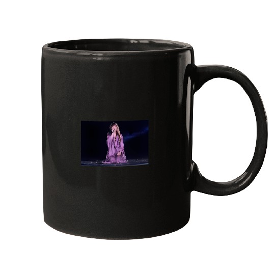 Discover Taylor Swiftt Eras Tour Folklore Photo 1691 Mugs