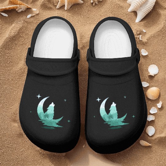 Howling Wolf Nature Lover Nurse Clogs