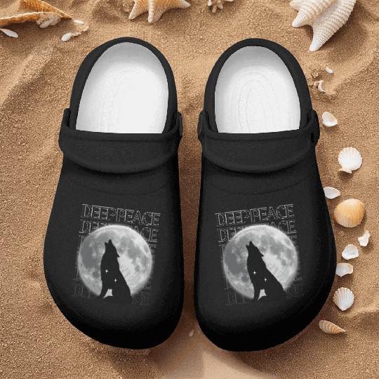 Wolf Howling at Full Moon Design Nurse Clogs