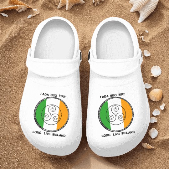 Fada Beo Éire / Long Live Ireland Nurse Clogs