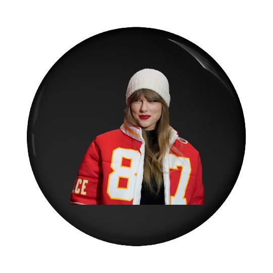 taylorr Swift at the Chiefs Pin Buttons