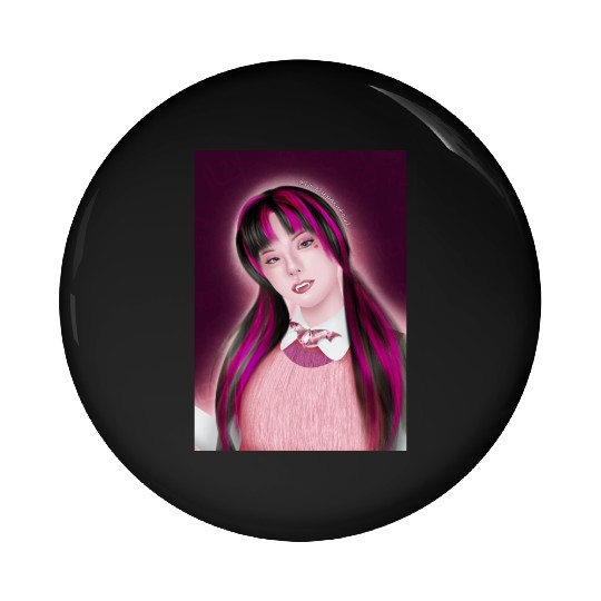 Yeji Itzy Draculaura Monster High Pin Buttons