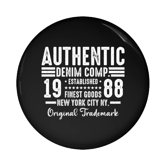 New York City Born In 1988 Vintage Birthday Pin Buttons