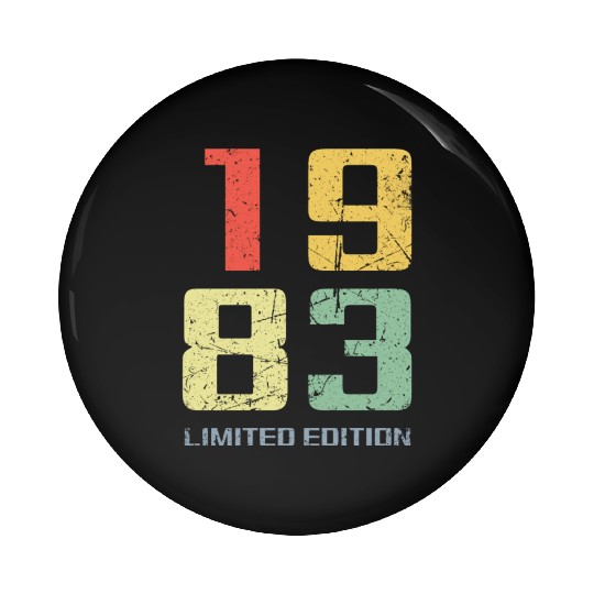 40 Years Vintage 1983 Retro 40th Birthday Pin Buttons