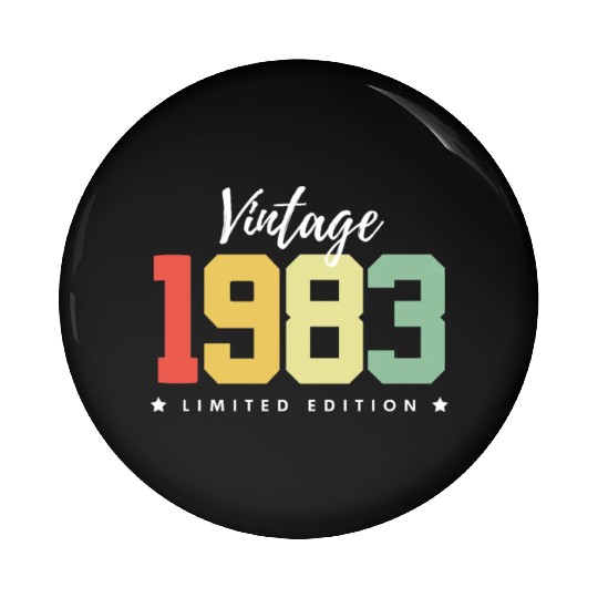 40 Years Vintage 1983 Retro 40th Birthday Pin Buttons
