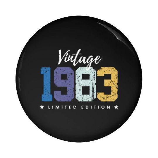 40 Years Vintage 1983 Retro 40th Birthday Pin Buttons