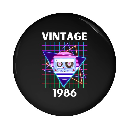 VINTAGE 1986 Pin Buttons