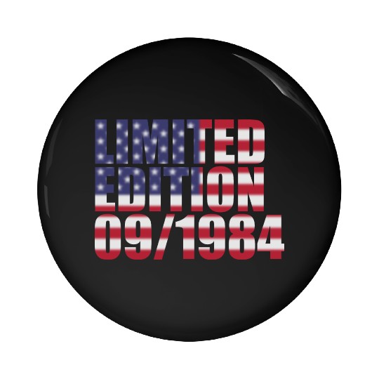40th birthday Limited Edition USA 09/1984 Pin Buttons
