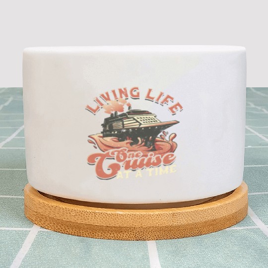 Living life one cruise at a time - island hopping Plant Pots