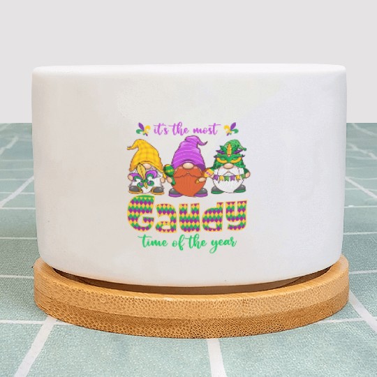 Gaudy Time 0f The Year Gnomes Fleur de lis Plant Pots