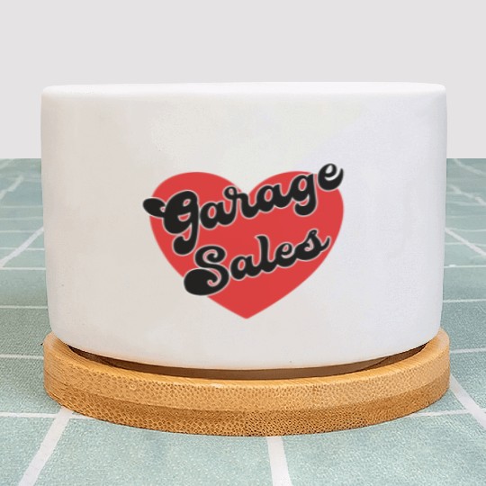 Garage Sales red heart Plant Pots