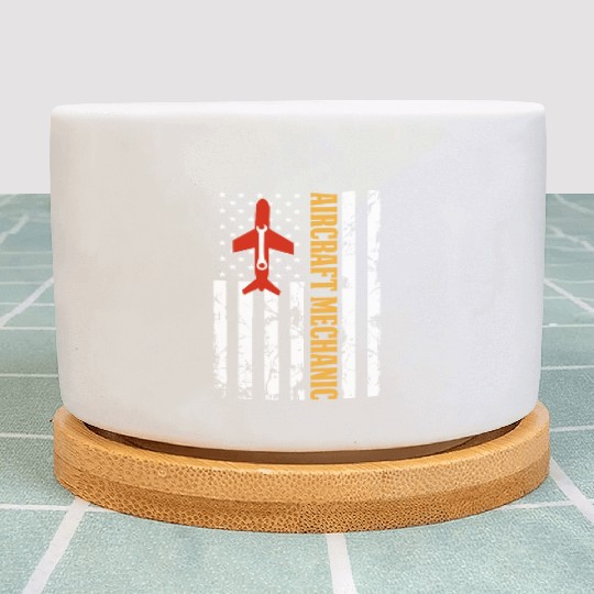 AIRCRAFT MECHANIC USA FLAG Plant Pots