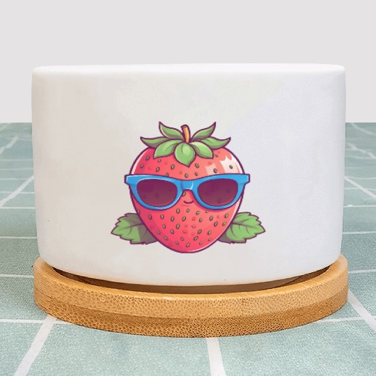 Cool Kawaii Strawberry: Fruity Trendsetter Plant Pots