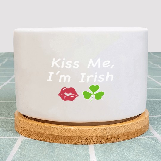 St Patricks Kiss Me I'm Irish Trendy Baby Plant Pots, Y2k