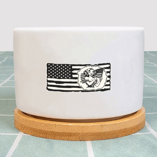 Retro Flag Girl © LIKE US ON FACEBOOK # Plant Pots