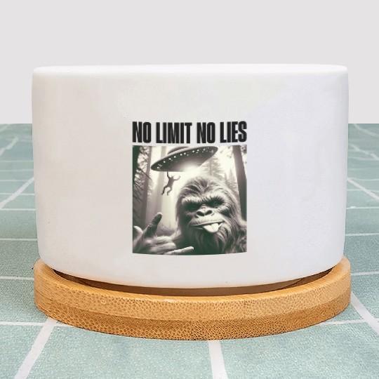 No Limit No Lies – Bigfoot Selfie & UFO Encounter Plant Pots