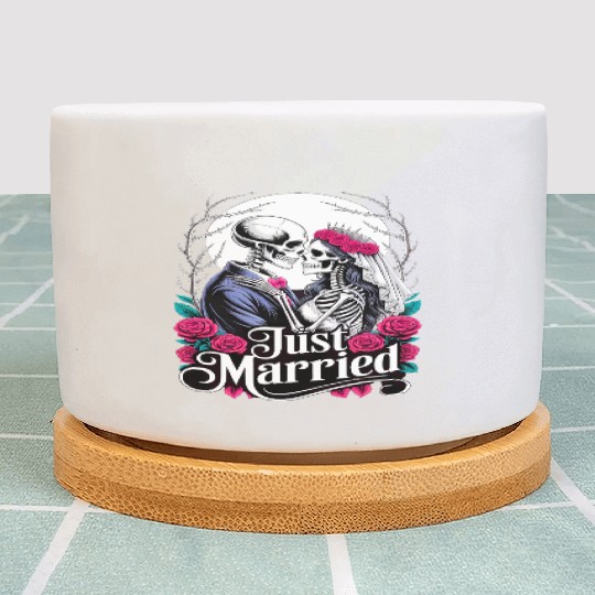 Gothic Just Married Skeletons Bride and Groom Plant Pots