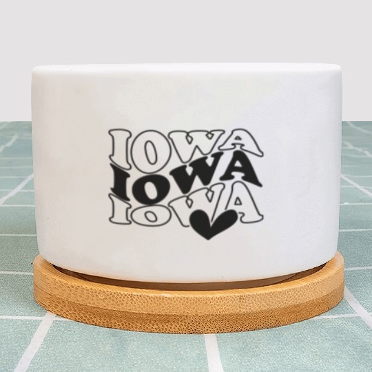 Iowa Women Plant Pots & Women Pullover