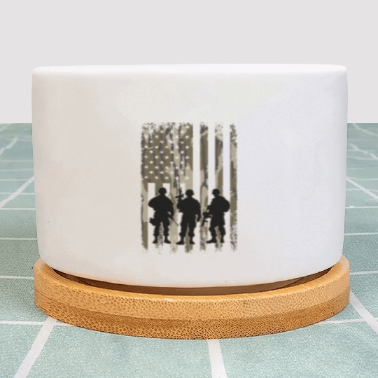 Bottomland Camo American Flag Soldiers Plant Pots