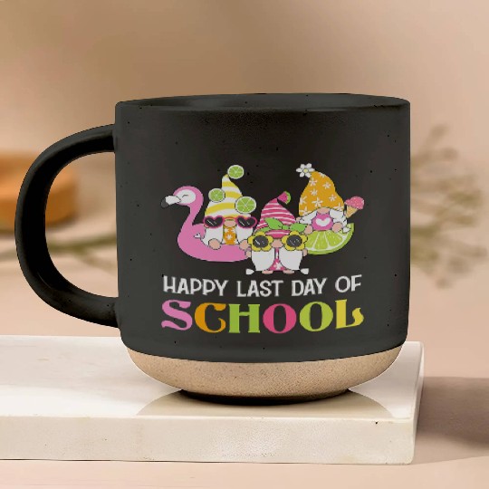 Happy Last Day Of School Teacher Student Graduatio Pottery Mugs