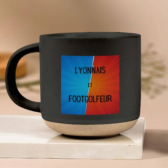 Lyonnais et footgolfeur Pottery Mugs