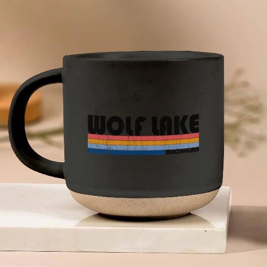 Vintage 70S 80S Style Wolf Lake Pottery Mugs