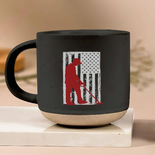 Patriotic US Flag Metal Detectorist Pottery Mugs