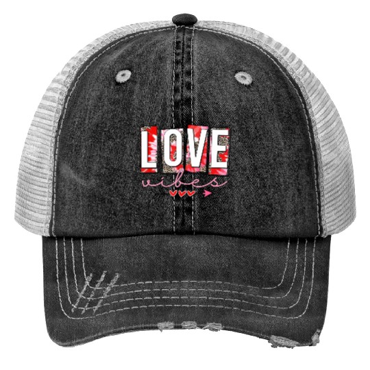 Leopard print cheetah Love Vibes Print Trucker Hats Cupids Arrow