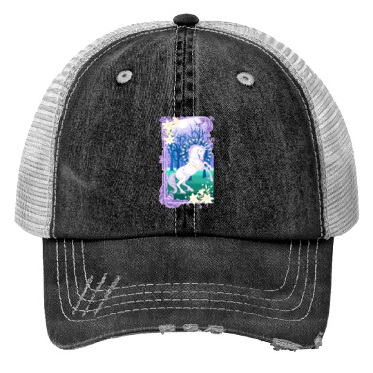 Unicorn fantasy lilac moon Print Trucker Hats