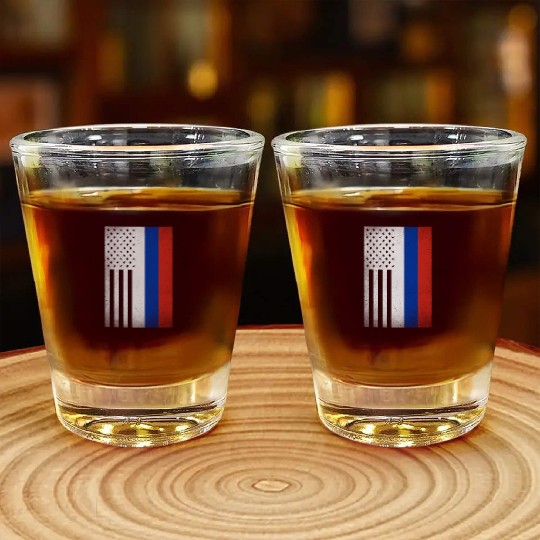 Russia Design for proud Russian Americans Shot Glasses