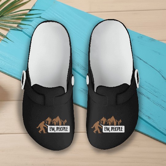 Yeti quote ew people Slip On Clogs