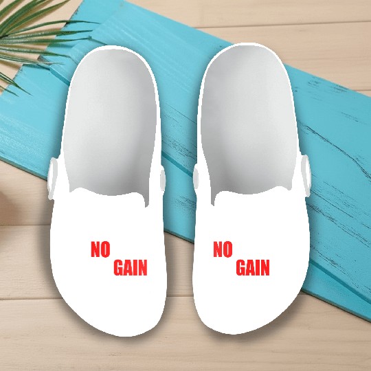 No pain no gain gym quote Slip On Clogs