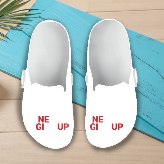 Never give up Slip On Clogs