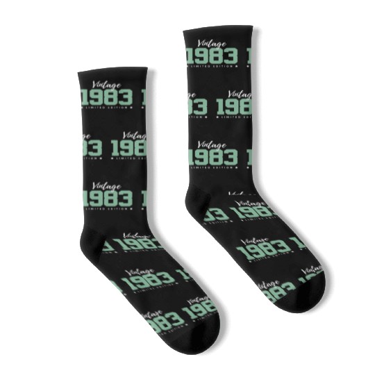 40 Years Vintage 1983 Retro 40th Birthday Socks