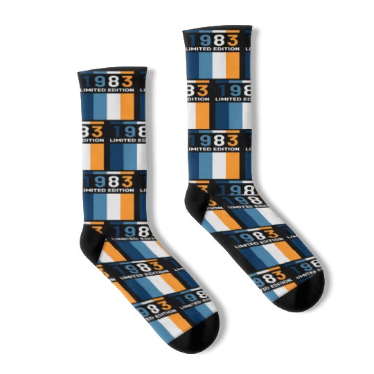 40 Years Vintage 1983 Retro 40th Birthday Socks