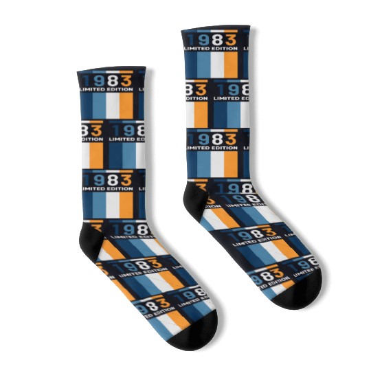 40 Years Vintage 1983 Retro 40th Birthday Socks