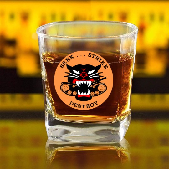 M18 HELLCAT Tank Destroyer Square Whiskey Glasses