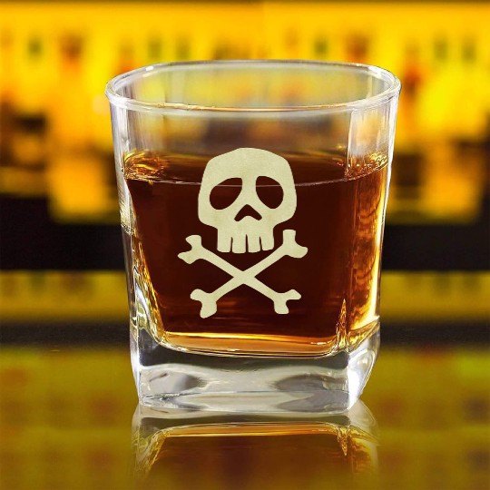 Misfits Style Captain Harlock Skull Crossbones Square Whiskey Glasses