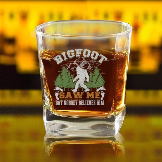 Bigfoot saw me but nobody believes him - folklore Square Whiskey Glasses