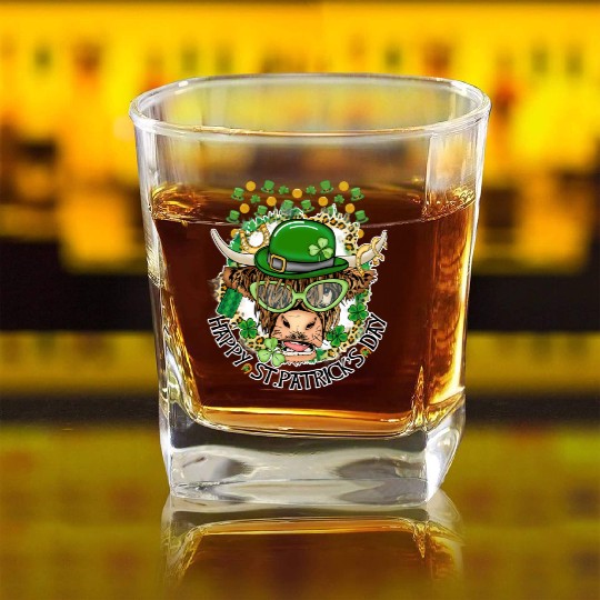 Happy St. Patrick's Day, Funny Cow, Hat and Gold Square Whiskey Glasses