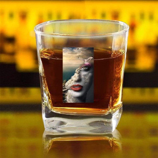 la femme et le nature Square Whiskey Glasses