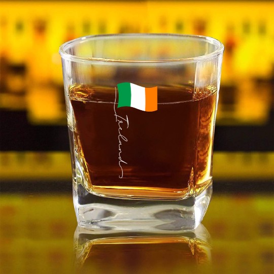 Ireland Signature Flag Pole Elegant Patriotic Square Whiskey Glasses